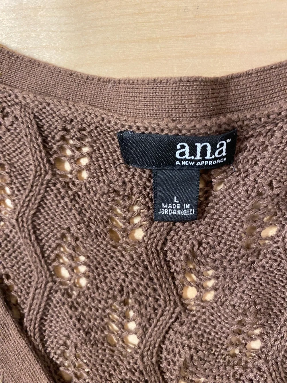 a.n.a Brown Short-Sleeve Knit Bolero Cardigan Large (RS)